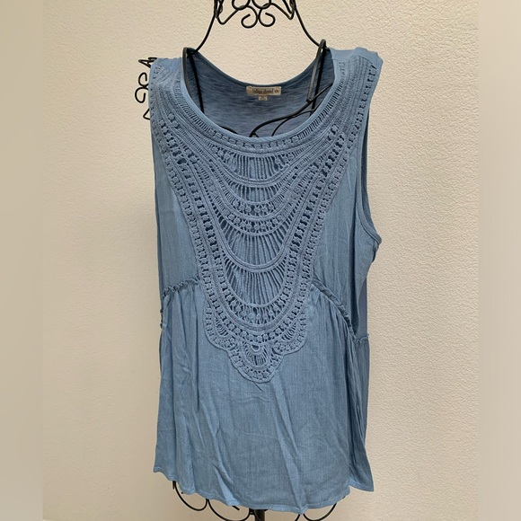 Indigo Threads Sleeveless Top - Picture 1 of 4